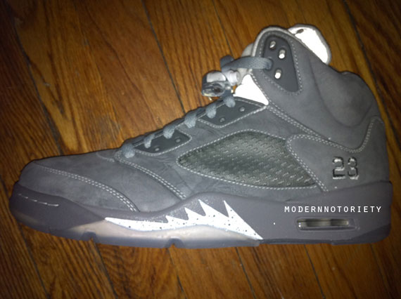 Air Jordan V Retro Wolf Grey New Photos 01