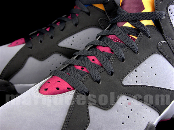 Air Jordan VII ‘Bordeaux’ – 2011 Retro