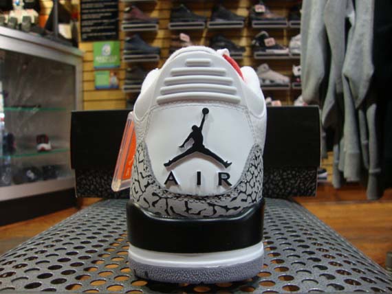 Ajiii White Cement Hitting Us 07