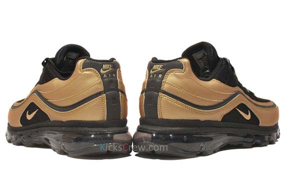 Nike Air Max 247 Black Gold 03