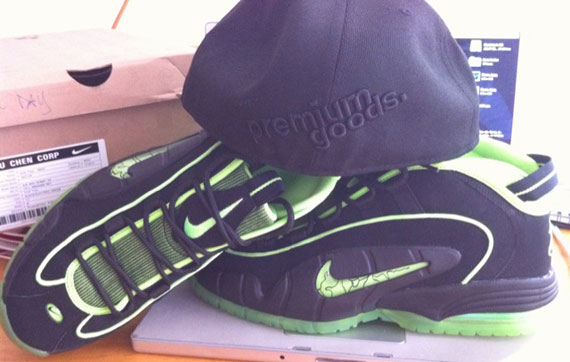 Nike Air Max Penny Black Electric Green 01