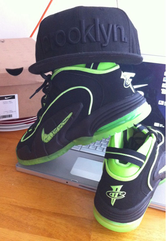 Nike Air Max Penny Black Electric Green 02