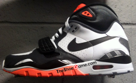 Nike Air Trainer 2 Ii Retro Black White Infrared 01