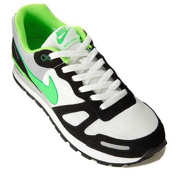 Nike Air Waffle Black White Electric Green 01