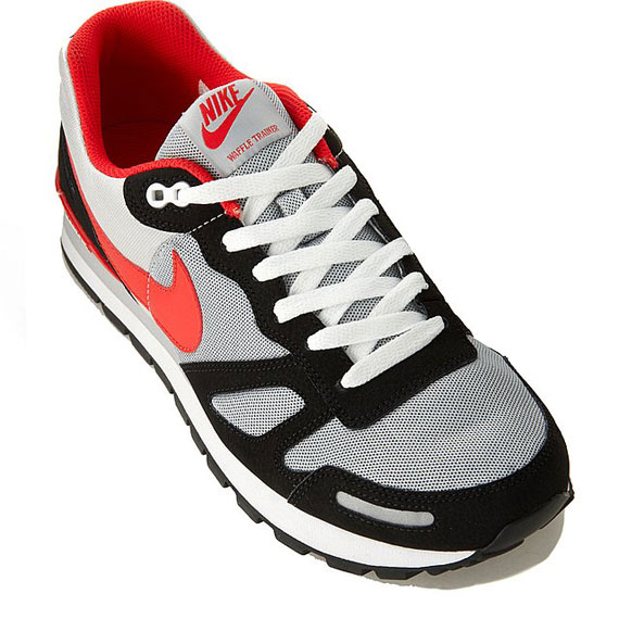 Nike Air Waffle Black White Red 06