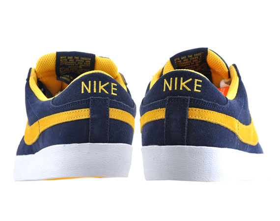 Nike Blazer Low Cs Midnight Navy Varsity Maize 03