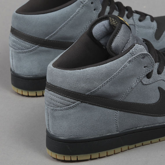 Nike Sb Dunk Mid Charcoal Tar 05