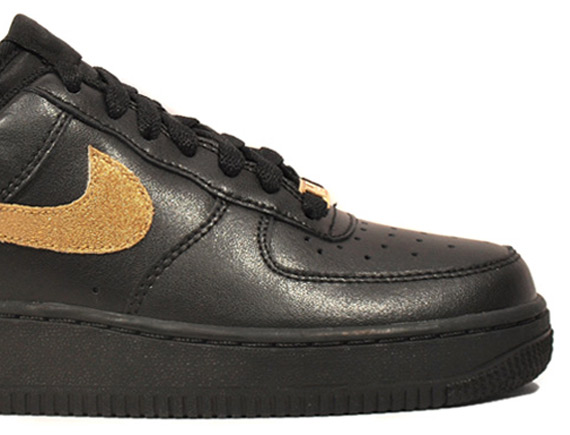 Nike WMNS Air Force 1 Low – Black – Metallic Gold