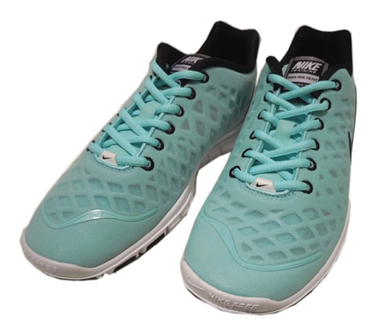 Nike Wmns Free Tr Fit Mint White 01