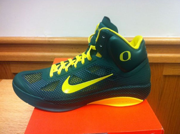Nike Zoom Hyperfuse Oregon Ducks Pe 02