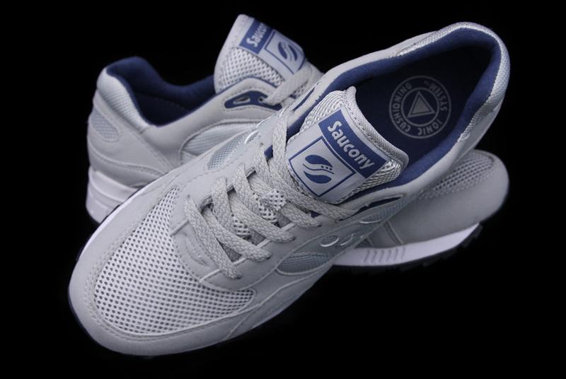 2 22 11sauconygrayinsole