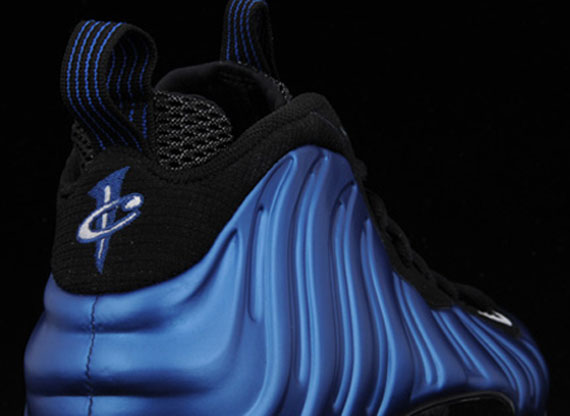 Nike Air Foamposite One – Dark Neon Royal | Release Reminder