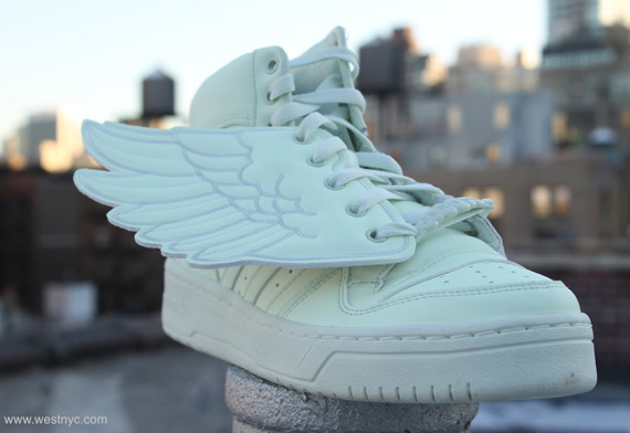 Adidas Jeremy Scott Spring 2011 Releases West Nyc 01