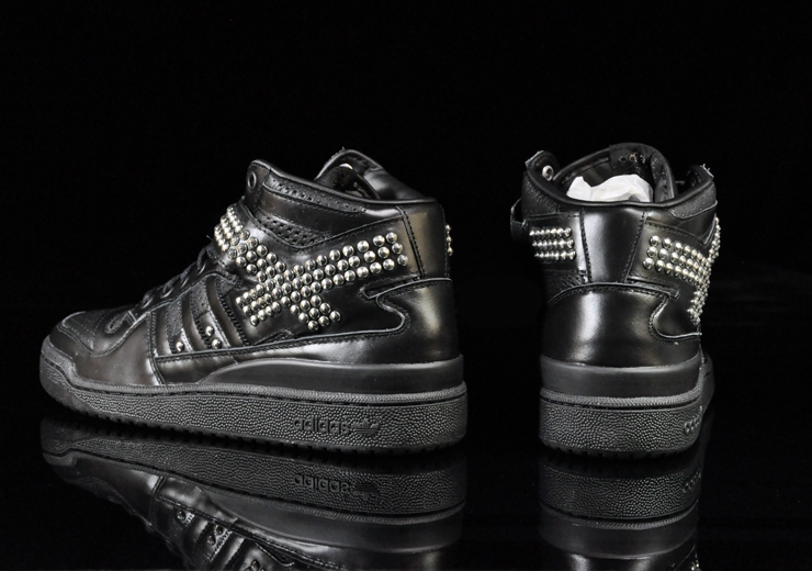 Adidas Originals Forum Mid Studded Black 4