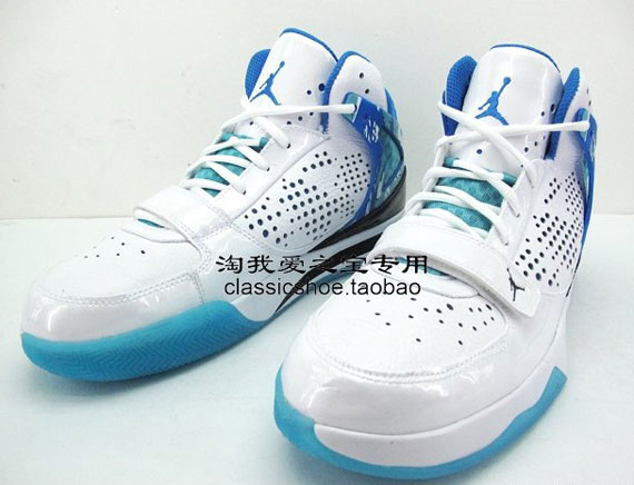 Air Jordan Phase 23 Hoops White Mineral Blue Light Italy Blue Black 08