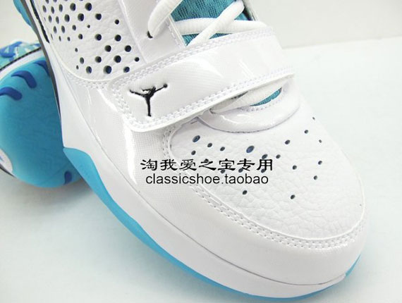 Air Jordan Phase 23 Hoops White Mineral Blue Light Italy Blue Black 09