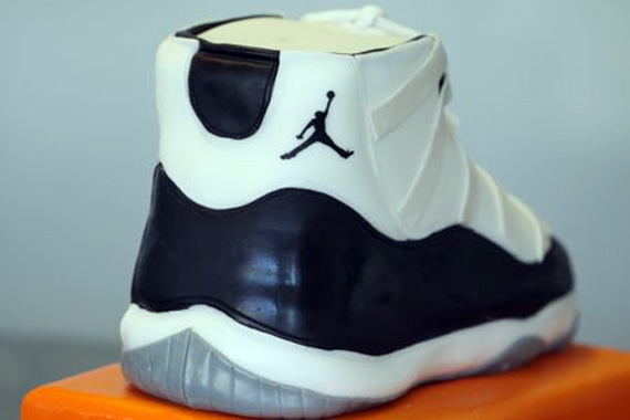 Air Jordan XI ‘Concord’ Sneaker Cake – Step-by-Step Process