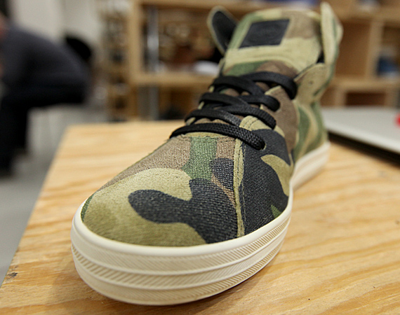 Gourmet Uno Leather Camo 07