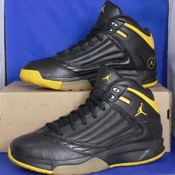 Jordan F2f Blk Yellow Sample 04