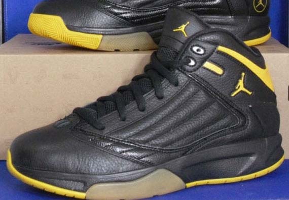 Jordan F2f Blk Yellow Sample 05