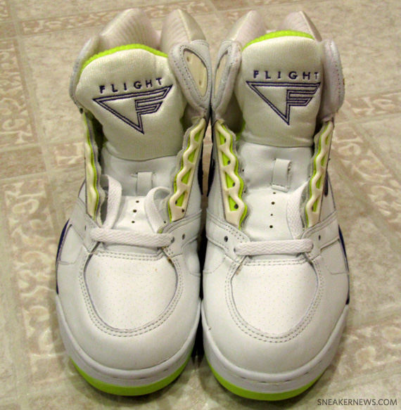 Nike Air Flight Grape Hot Lime Vintage 02