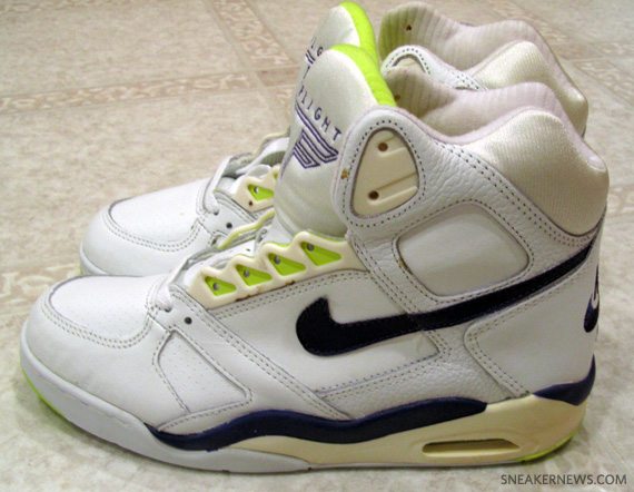 Nike Air Flight Grape Hot Lime Vintage 04