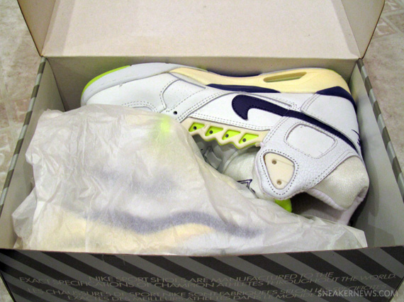 Nike Air Flight Grape Hot Lime Vintage 11