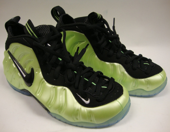 Nike Air Foamposite Pro Electric Green Bxsports New 01