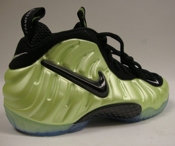 Nike Air Foamposite Pro ‘Electric Green’ – New Detailed Photos