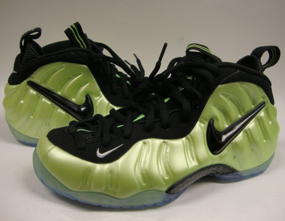 Nike Air Foamposite Pro Electric Green Bxsports New 08