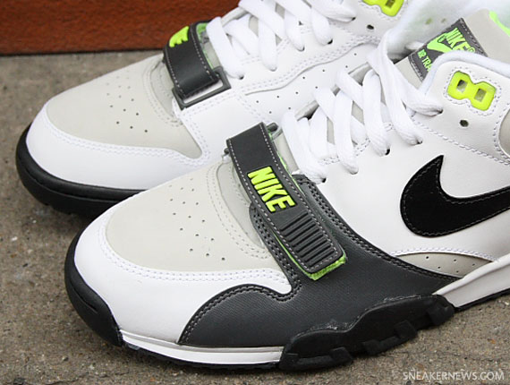 Nike Air Trainer 1 White Black Volt Euro Exclusive 1