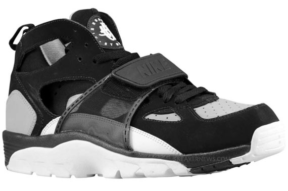 Nike Air Trainer Huarache Black White Eastbay Available 01