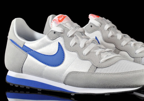 Nike Challenger – Grey – Varsity Royal