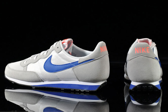 Nike Challenger White Varsity Royal Grey 02