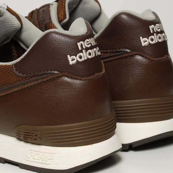 09 03 2011 Newbalance 576 Brown Detail4