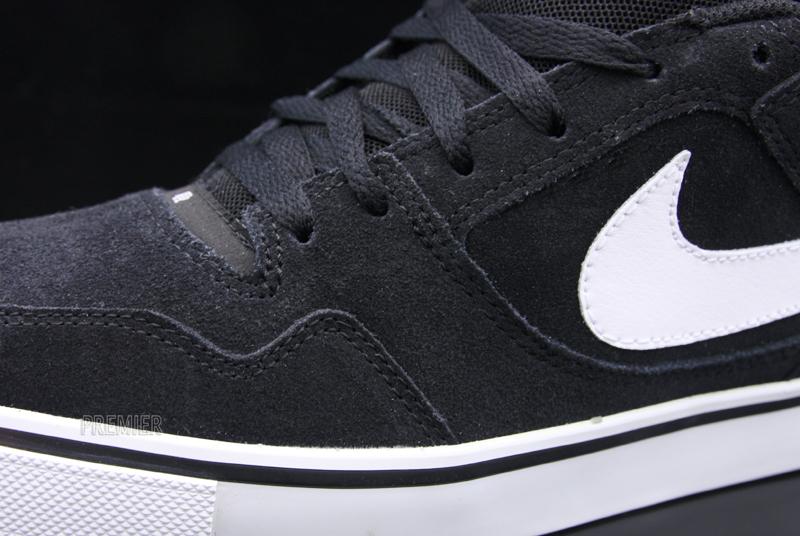 3 2 112.5blackfrontdetail