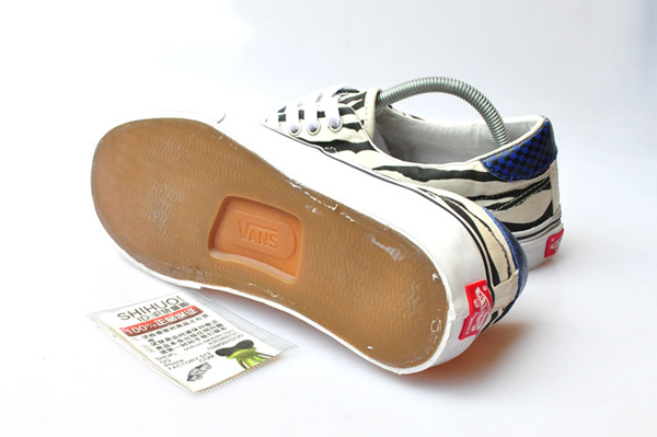 Vans Supreme Zebra Era Spring 2011 04