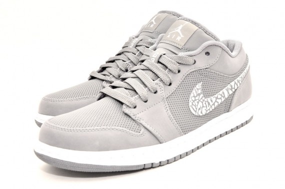 Air Jordan 1 Phat Low – Cool Grey + Black | Available