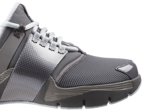 Jordan Alpha Trunner Cool Grey 03