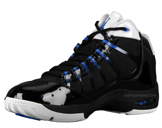 Jordan Pit High Flyer Black White Varsity Royal 03