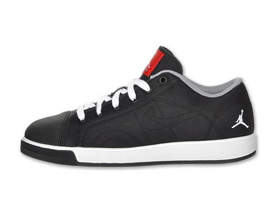 Jordan Sky High Retro Low Black Red 02