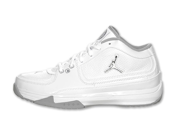 Jordan Team Iso Low White Metallic Silver 02