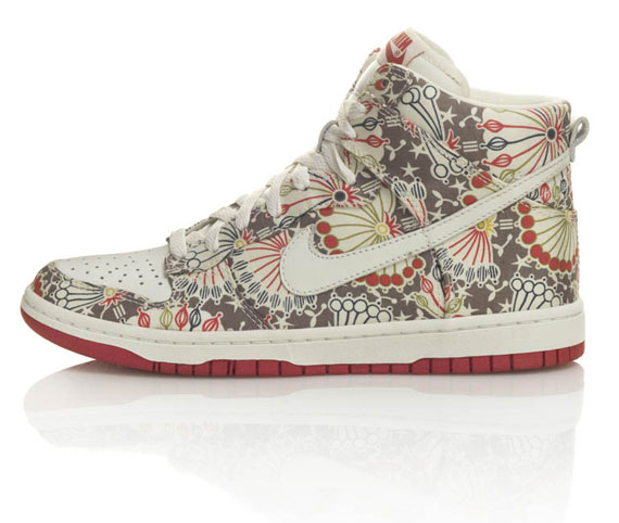 Liberty X Nike Dunk High Umbel Brown 03