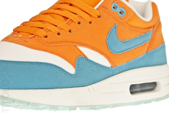 Nike Air Max 1 Bright Mandarin Mineral Blue 03