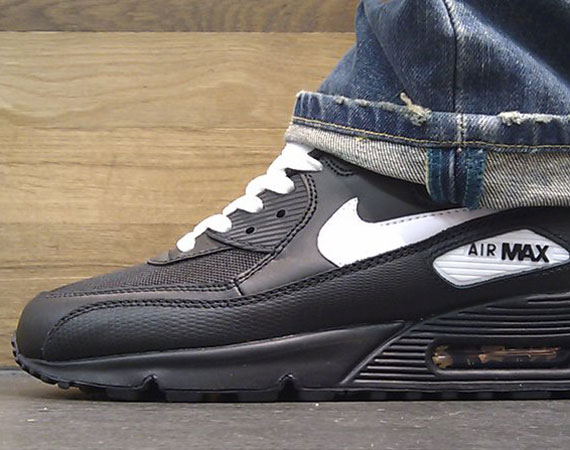 Nike Air Max 90 Black White Croc Mudguard 04