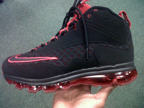 Nike Air Max Jr Black Varsity Red New Images 02