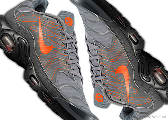 Nike Air Max Plus Cool Grey Total Orange 1