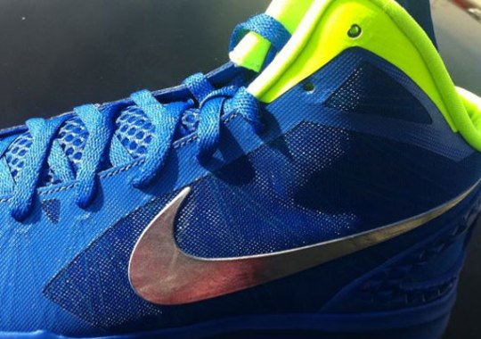 Nike Hyperdunk 2011 – Treasure Blue – Ice – Volt