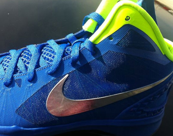 Nike Hyperdunk 2011 – Treasure Blue – Ice – Volt