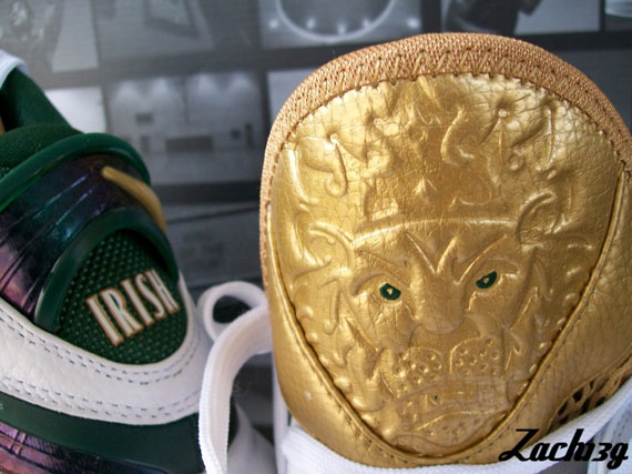 Nike Lebron 8 Svsm New Images 04